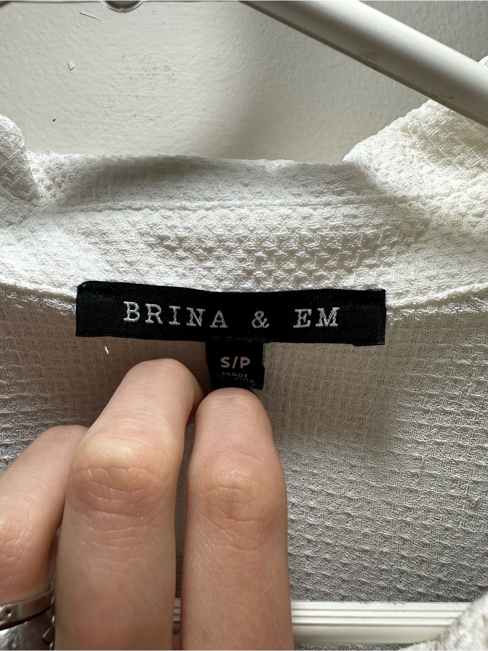 Textured Cream Button-Up Blouse - Picture 2 of 2